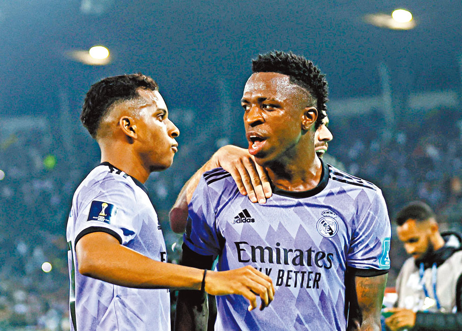 ◆雲尼斯奧斯(左二)與洛迪高(左)各入一粒。路透社