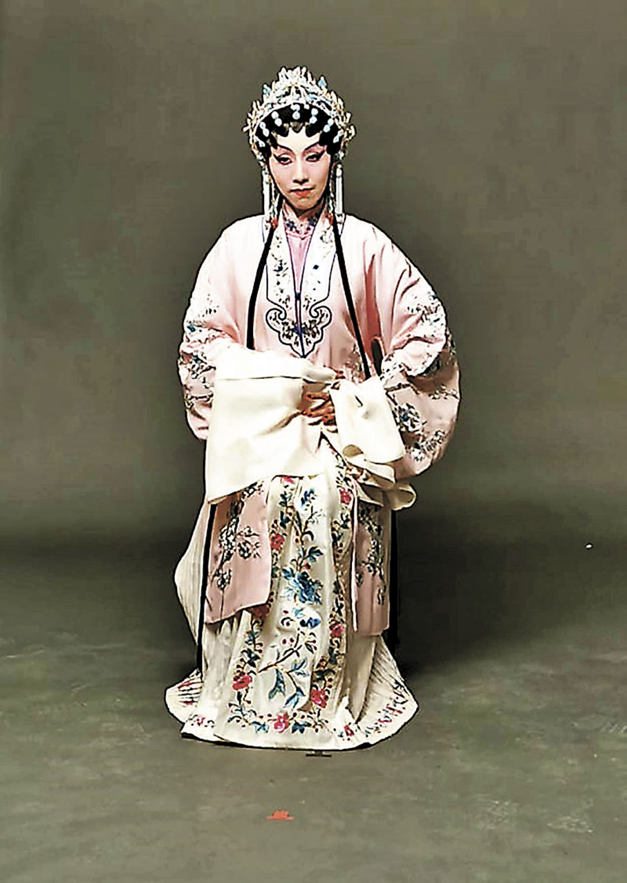 ◆謝曉瑩強調陳氏要以青衣行當演繹。