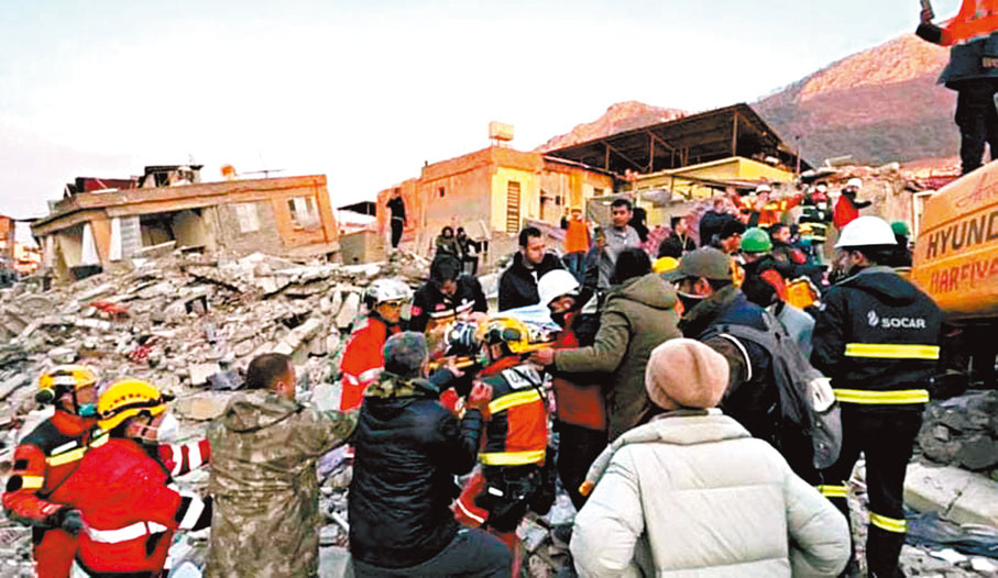 ◆香港救援隊救援現場。 網上圖片