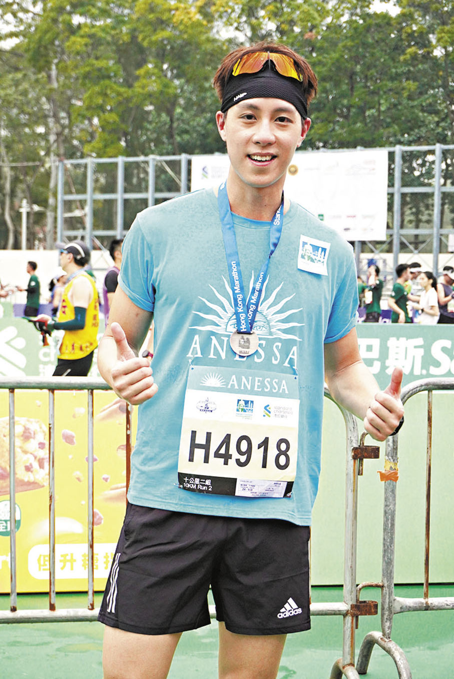 ◆十公里賽事中，陳安立以47分58秒成眾藝人之冠。