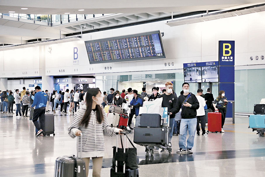 ◆機管局公布，香港機場1月錄得客運量約210萬人次，最高客運量一天共處理逾8萬人次。圖為香港國際機場。 中通社