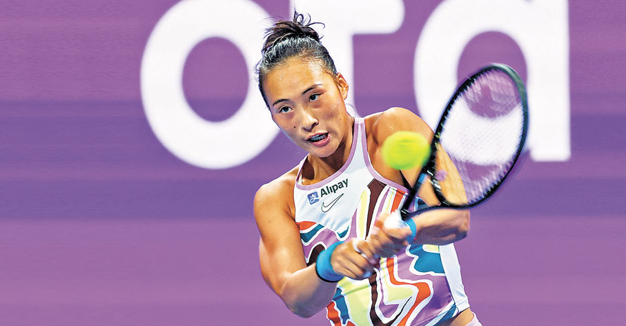 ◆鄭欽文以6：3、6：1擊敗隊友張帥。法新社