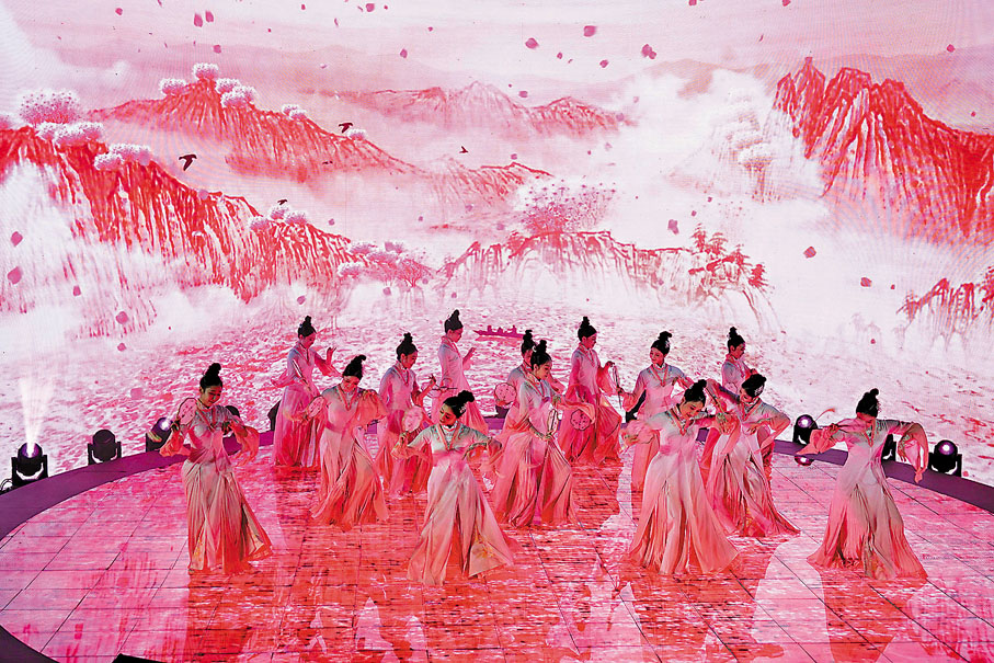 ◆無錫市歌舞劇院（江蘇民族舞劇院）表演舞蹈《能不憶江南》。