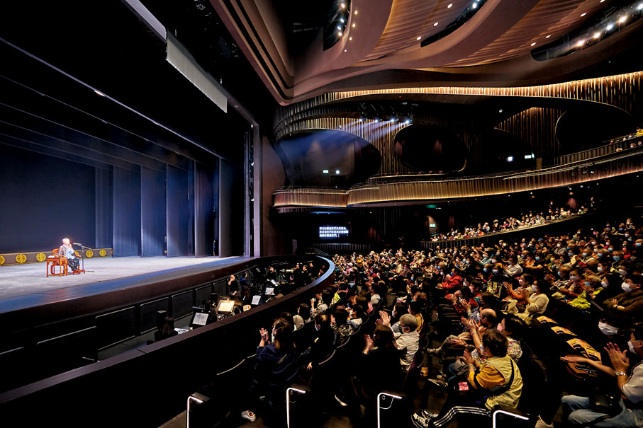 ◆《裴艷玲師生傳承講座及折子戲示範》現場座無虛席。