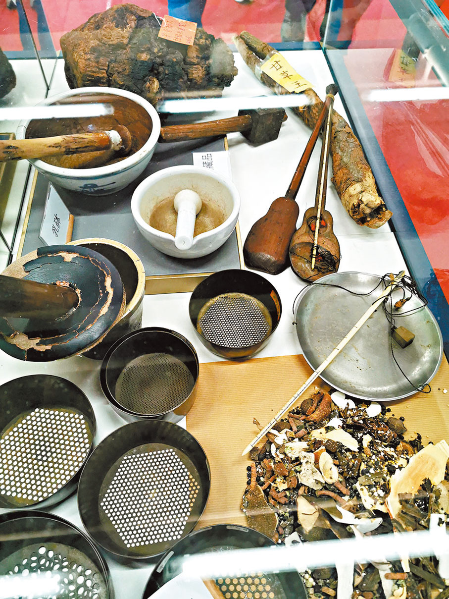 ◆這些獨特工具是中藥房不可或缺的。