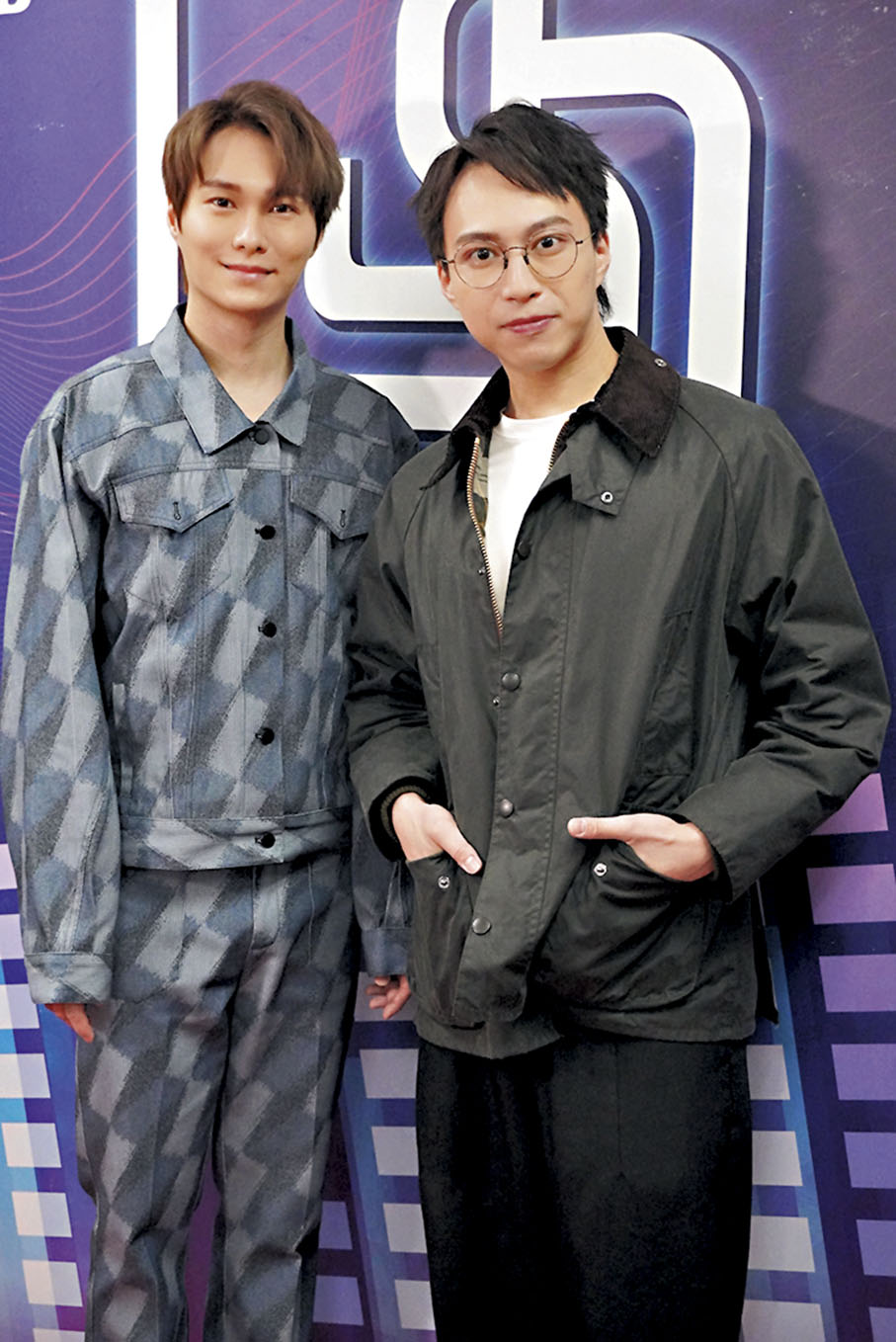 ◆ 胡鴻鈞(左)和吳業坤相識十多年老友鬼鬼。