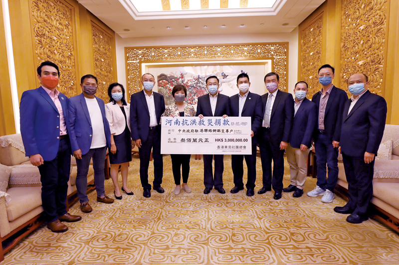 ◆作為香港東莞社團總會會長，朱太為善最樂，2021年向河南水災捐贈抗洪善款。