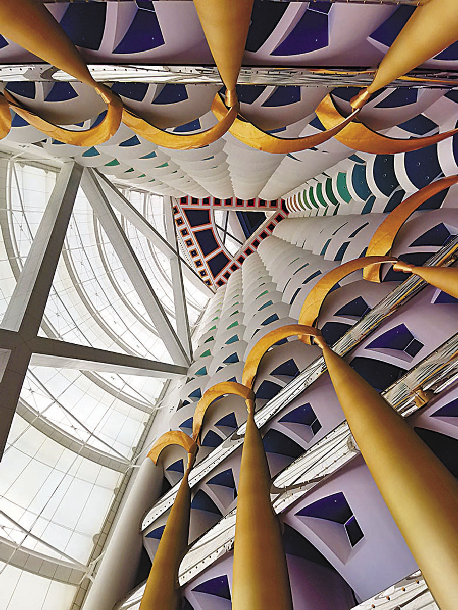 ◆從二樓抬頭仰望