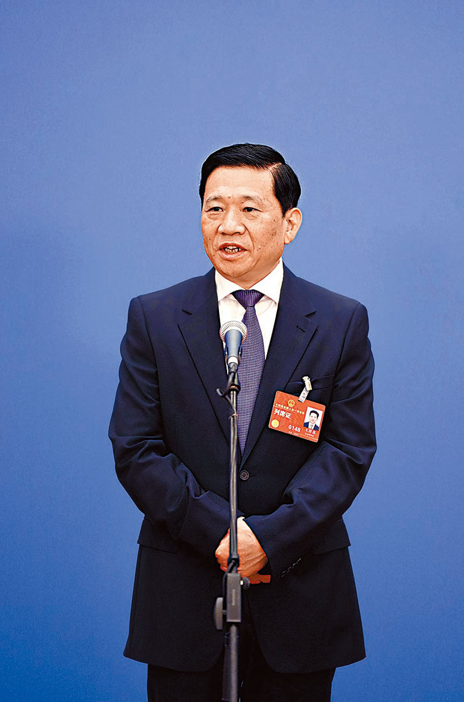 應急管理部部長王祥喜：我們要大力推進科技興安，要推廣使用一些先進技術、先進裝備，一些高危行業可以用機械化來減人，自動化、智能化來換人。再就是要強化企業的員工培訓，提高員工的素質，廣泛地開展科普宣傳和教育，提高全社會公眾的安全意識和防範能力。