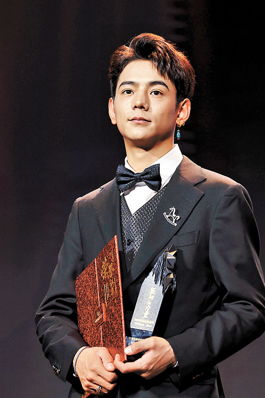 ◆丁真獲評年度公益青年榜樣。 中新社