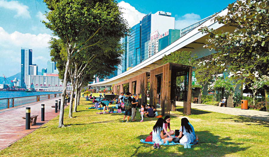 ◆發展局表示，繼續鞏固九龍東作為CBD2的地位。圖為觀塘海濱花園。發展局Fb圖片