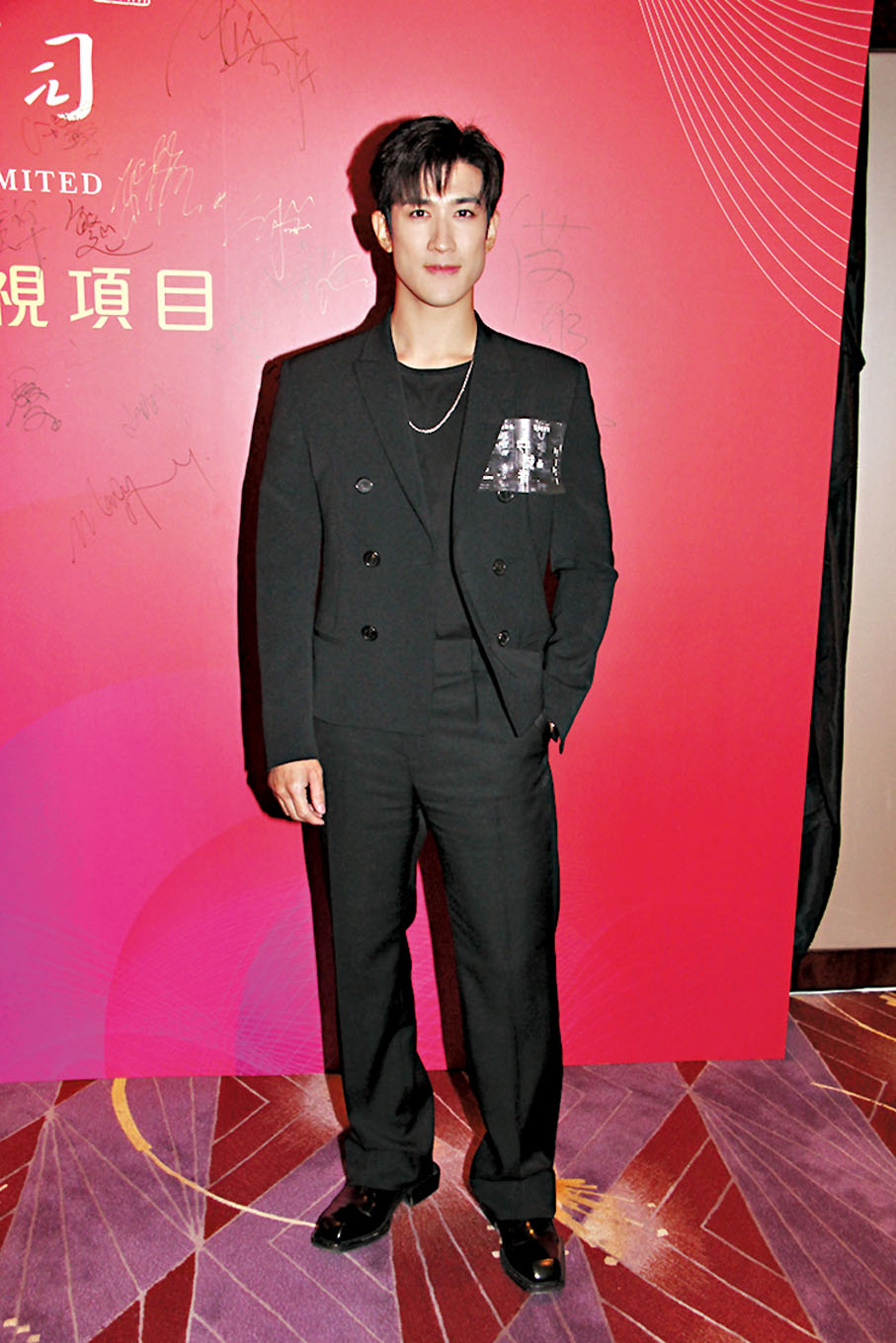 ◆李治廷透露太太是圈外混血兒。