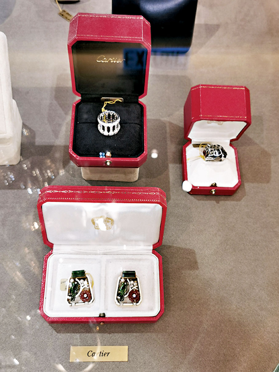 ◆特選可佩戴的古董珠寶。