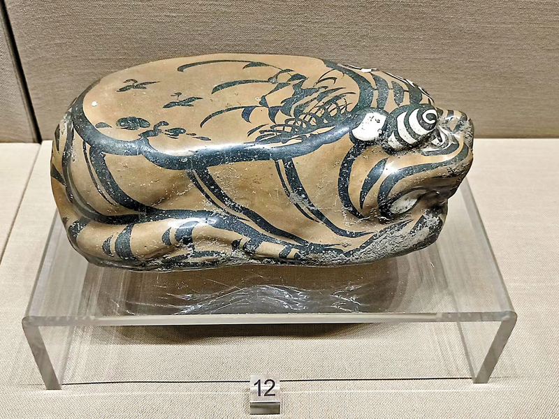 ◆磁州窯老虎瓷枕