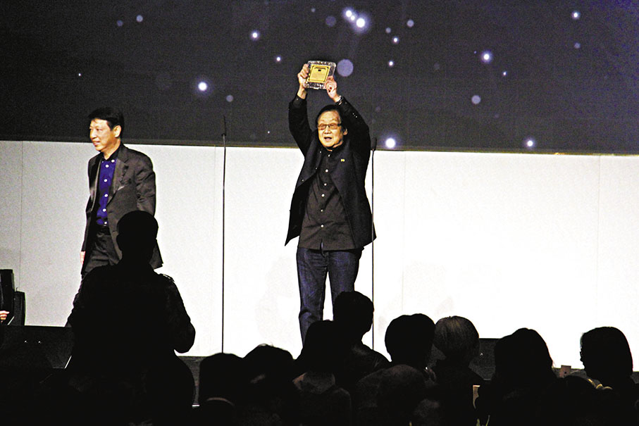 ◆張同祖獲頒「榮譽大獎」。