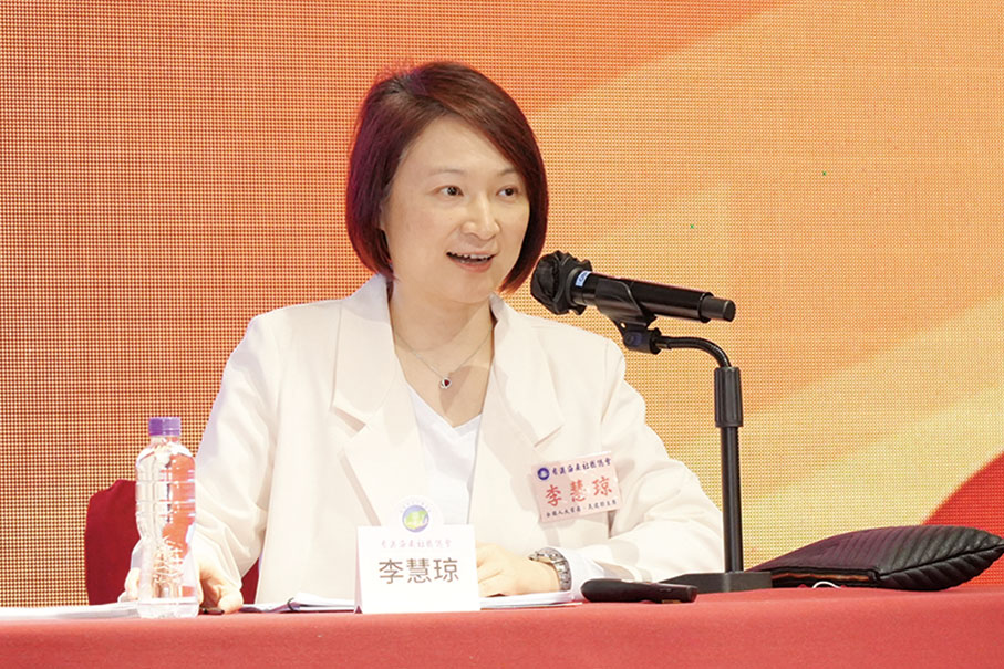 ◆全國人大常委會委員、立法會議員、民建聯主席李慧琼表示，要掌握八個發展重點，乘勢而上，展現新作為。