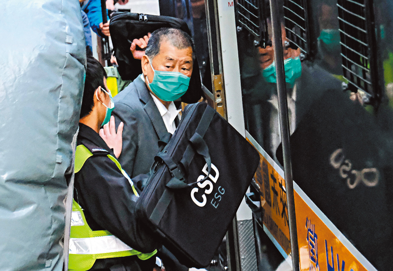 ◆黎智英獲准聘用英國御用大律師Tim Owen 在國安案中抗辯，及後全國人大常委會就此釋法。律政司向立法會提交文件，提出修訂《法律執業者條例》。 資料圖片