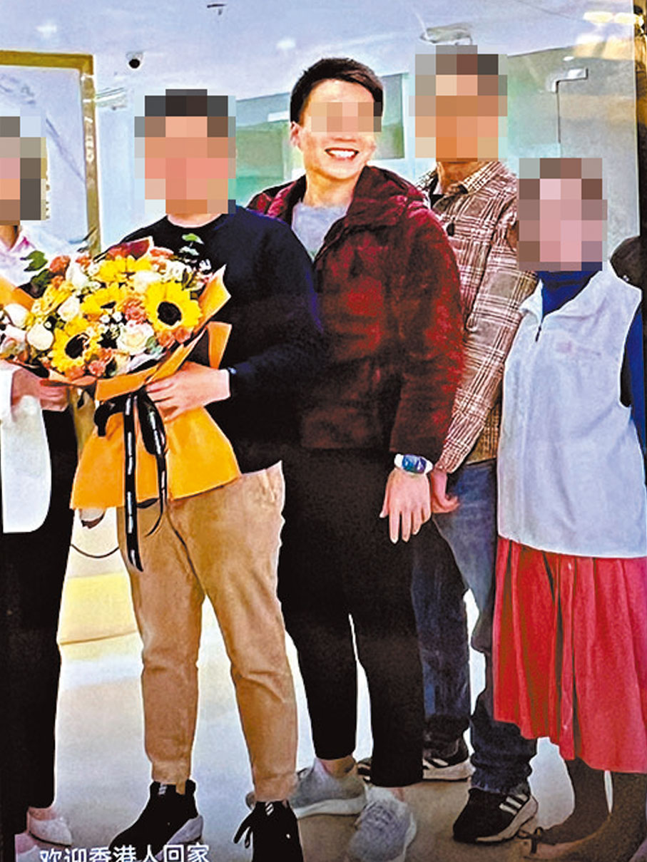 ◆「汪大爺」(左三)早前參加某活動的合影。