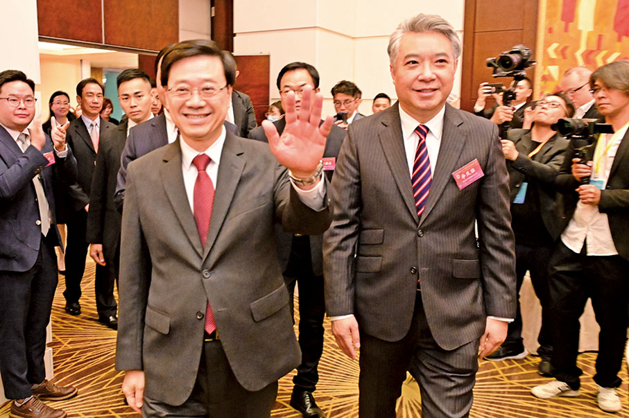 ◆ 社會各界熱烈歡迎行政長官李家超。