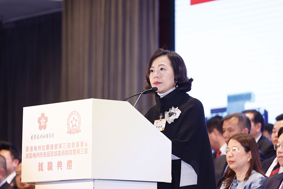 ◆民政及青年事務局局長麥美娟致詞。
