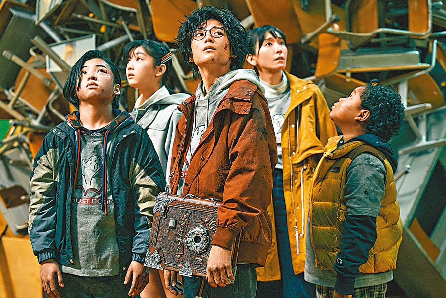 ◆電影《妖怪圖鑑》有《小偷家族》童星城檜吏（中）等人主演。