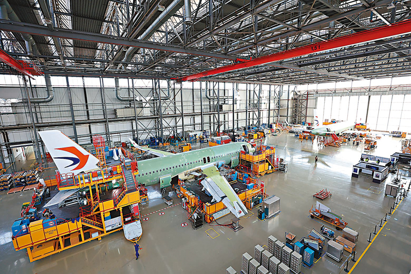 ◆空中巴士將在天津開設第二條總裝線，提高產能，外界認為是對中國製造業投出信心的一票。圖為空巴天津總裝線廠房。 資料圖片