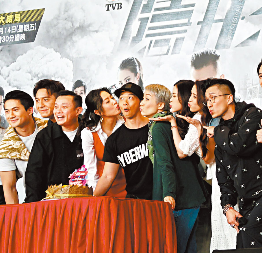 ◆林子善獲一眾女星贈香吻慶生。