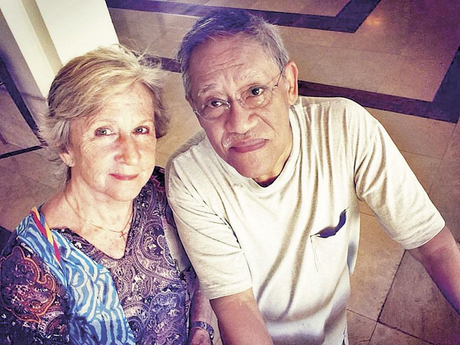 ◆吳耀漢與太太Susan合照。   Facebook圖片