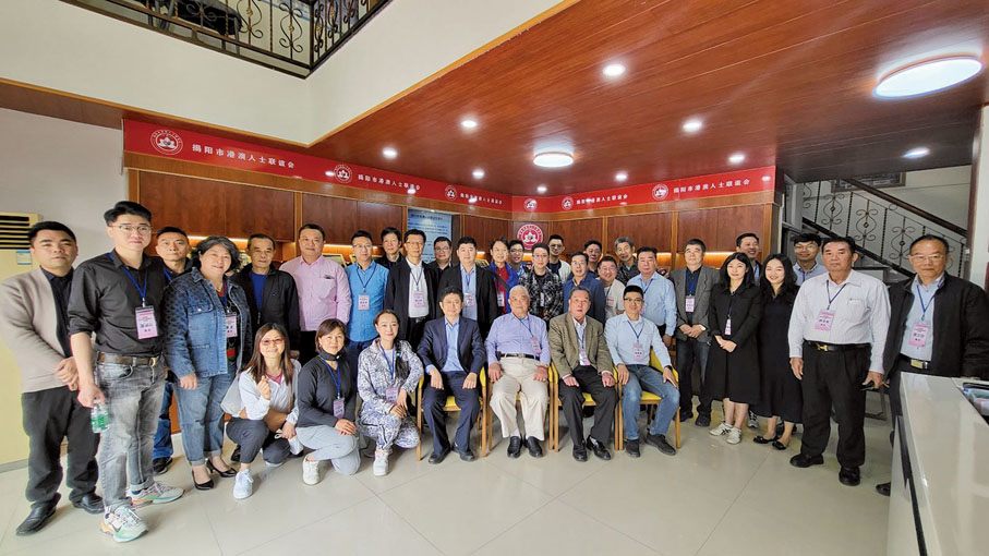 ◆ 到訪揭陽港澳人士聯誼會與成員合照