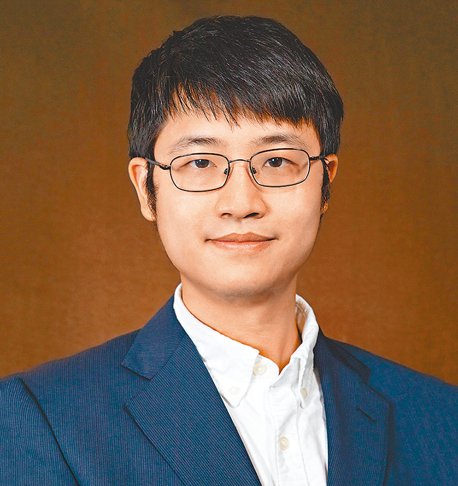 香港大學經管學院金融學助理教授游楊建議，政府對於去中心化的交易，應當採取功能審核和數據監管為主，而不是採取審批或者發牌的模式。