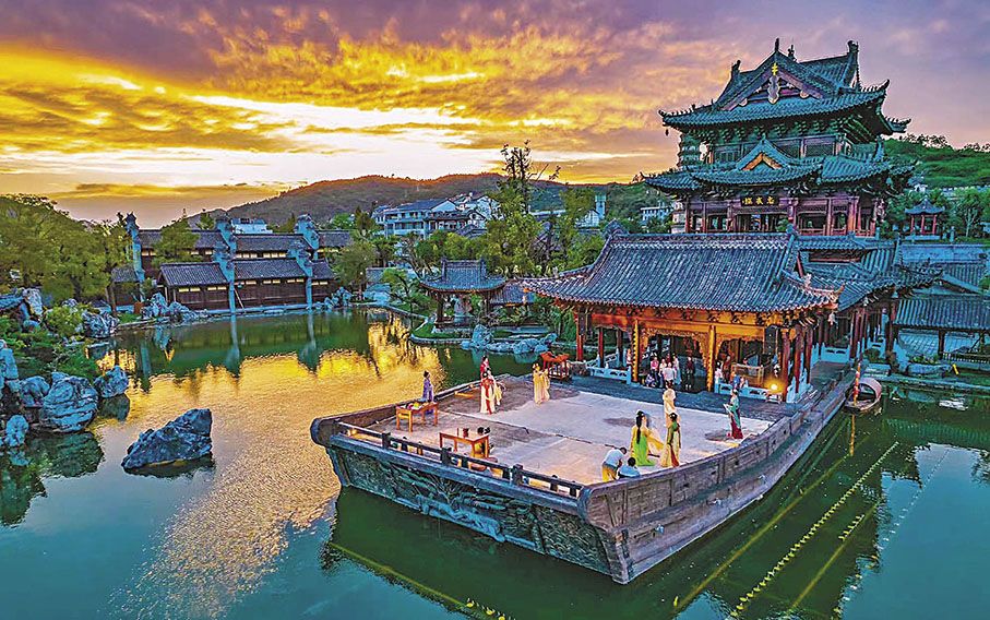 ◆勉縣諸葛街夜景。