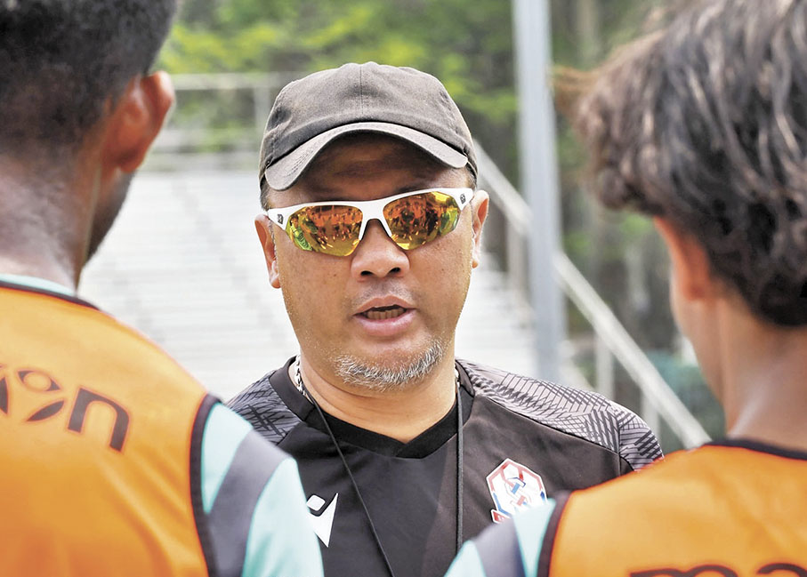 ◆南區主帥鄭兆聰揚言要與傑志大打對攻戰。 球會圖片