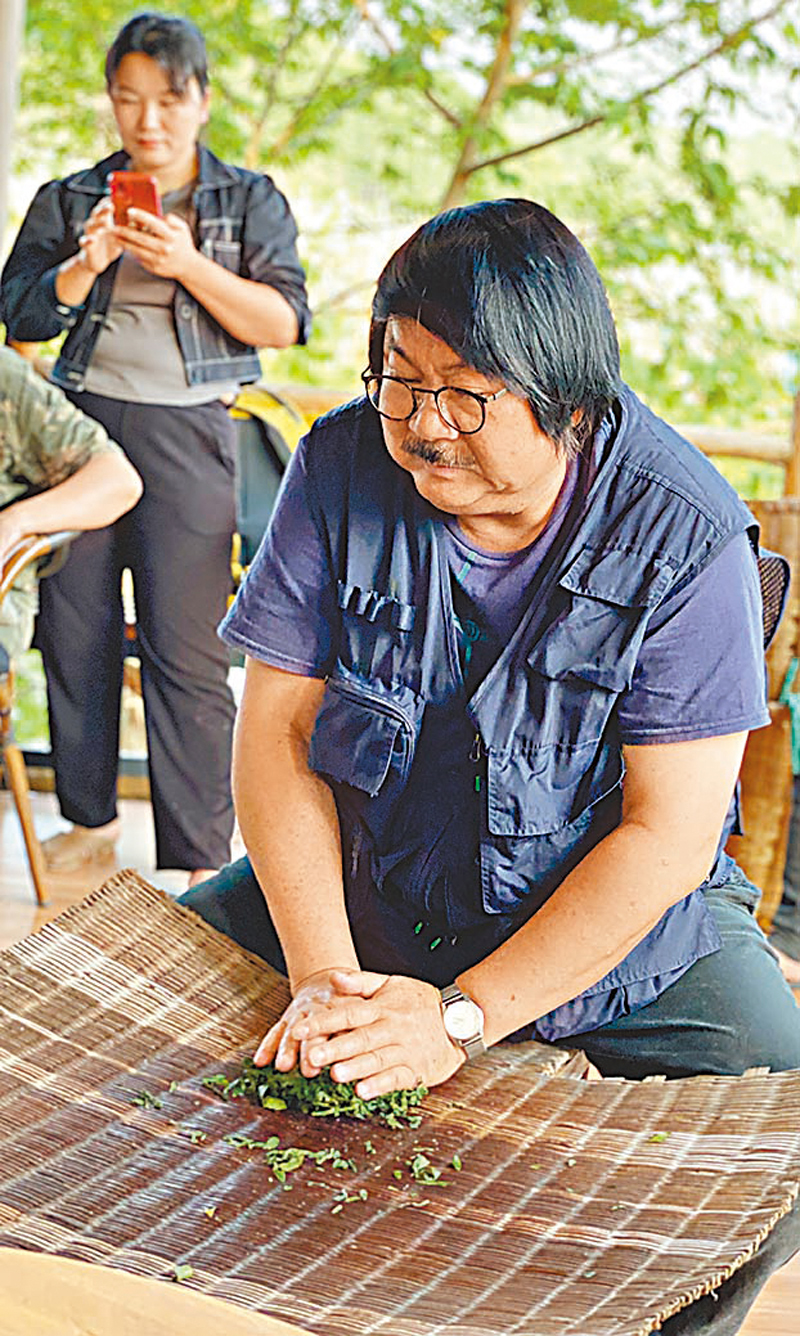 ◆葉惠民老師親身示範。