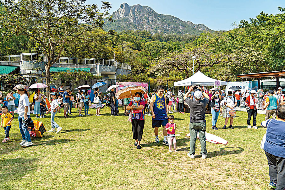 ◆黃大仙區舉辦了疫後首個大型戶外嘉年華。