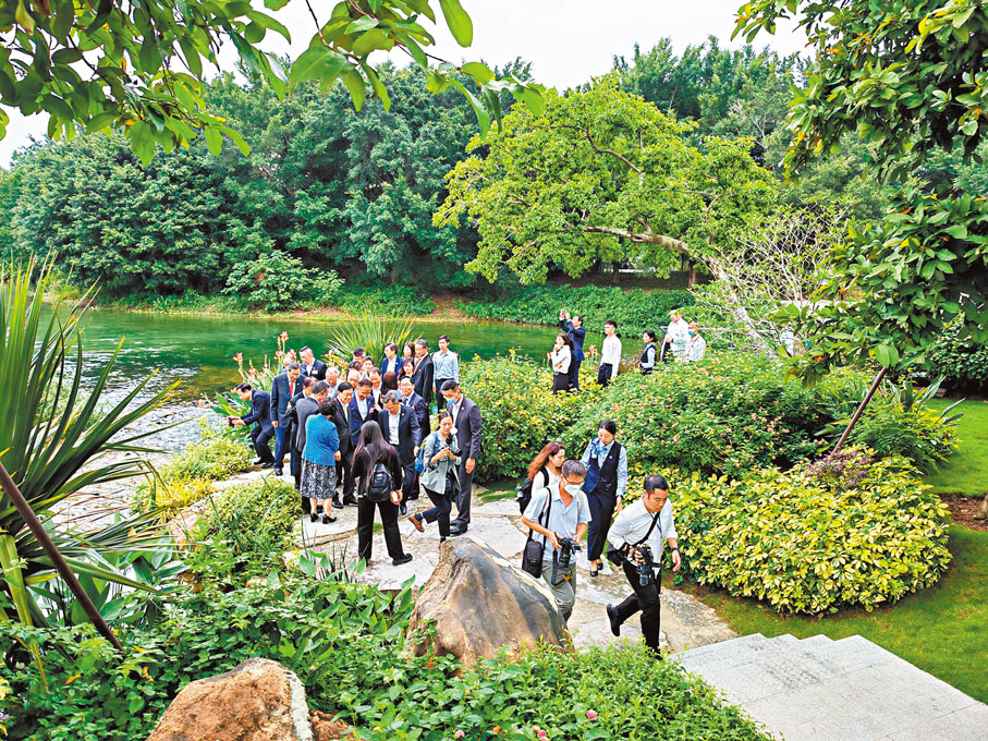 ◆淨水廠上方興建成公園，提供綠化空間。 Fb圖片