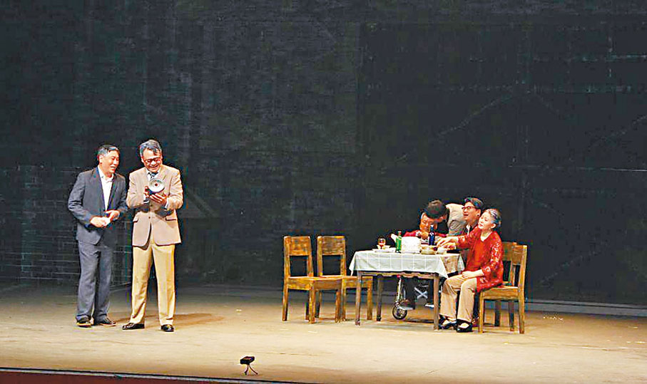 ◆《大國工匠》是反映內蒙古兵工人生活題材的大型舞台劇。 網上圖片