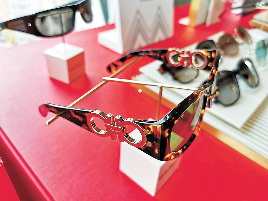 ◆Ferragamo全新太陽眼鏡