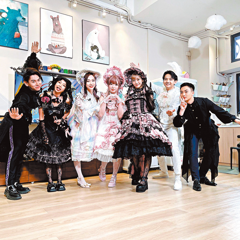 ◆（左起）行仔、Honey、Carmaney、冰冰、Nicole、阿發、Clevis。