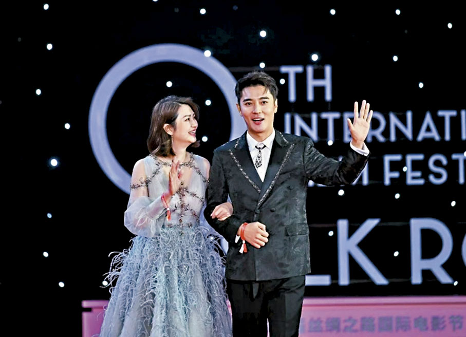 ◆洪欣宣布與張丹峰14年姐弟戀情斷。