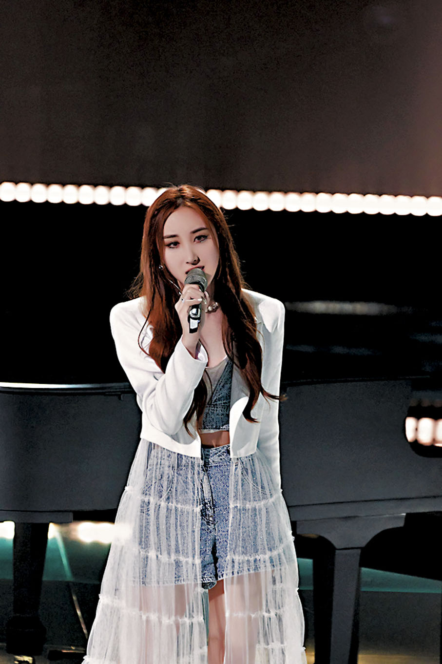 ◆許靖韻登上《乘風2023》舞台。