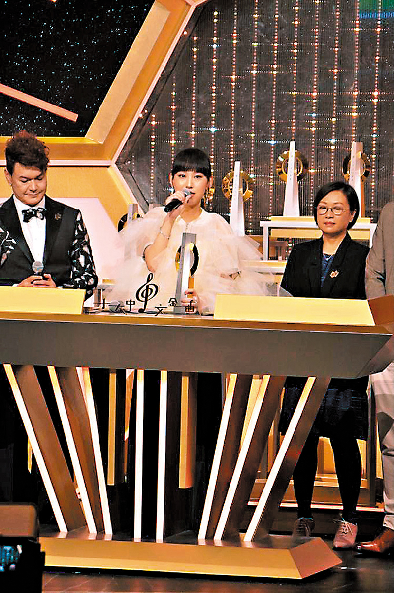 ◆炎明熹憑《好想約你》得到十大中文金曲獎。