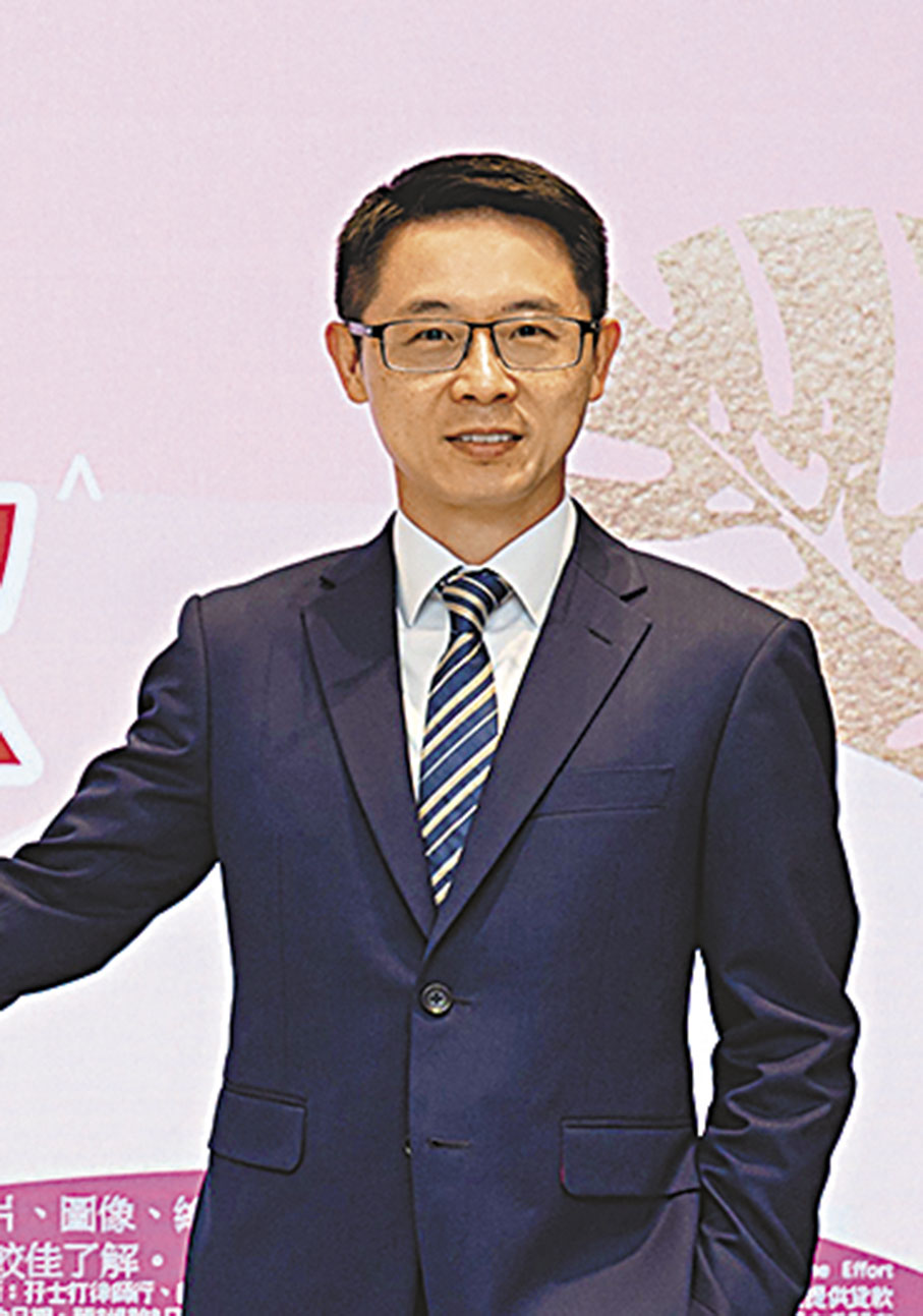 ◆新地胡致遠表示，University Hill第2B期價單發售單位將於明日下午1時截票。