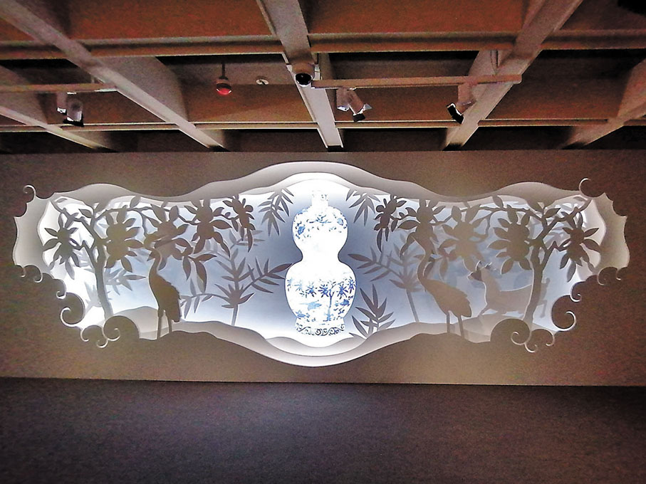 ◆展廳入口營造出似真似幻的氛圍。