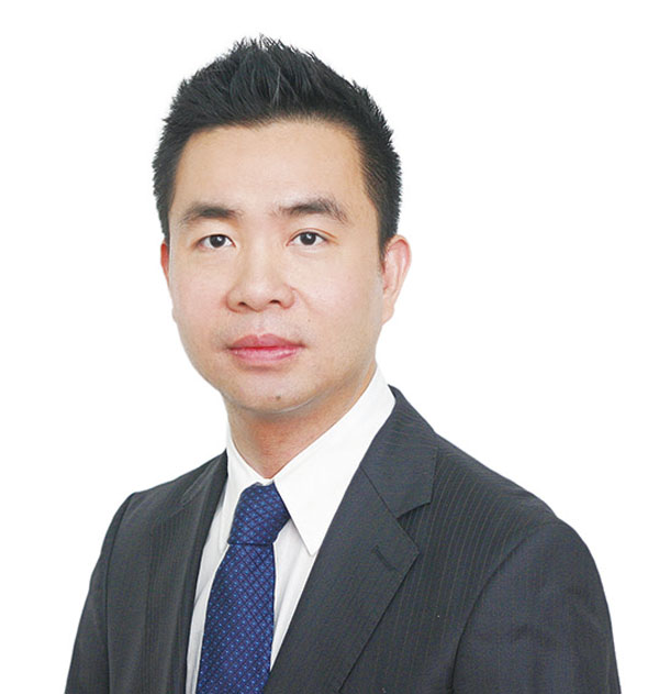 ◆ 鴻星聯合集團創辦人郭康平介紹集團旗下Open Bottle酒品。