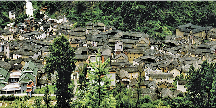 ◆富字樓在中川土樓群中最具特色。 網上圖片