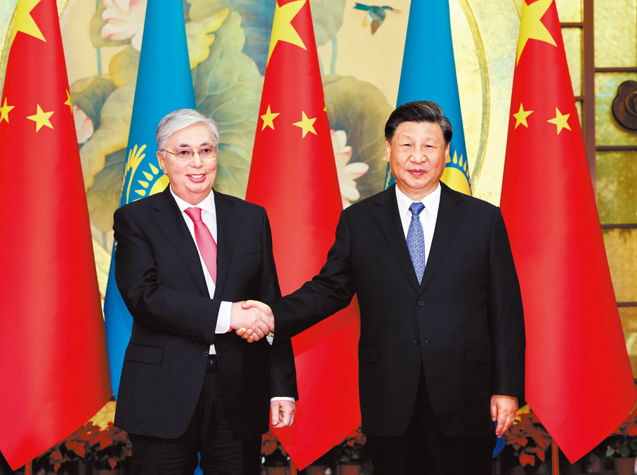 ◆ 17日下午，國家主席習近平在西安同來華出席中國－中亞峰會並進行國事訪問的哈薩克斯坦總統托卡耶夫會談。   新華社