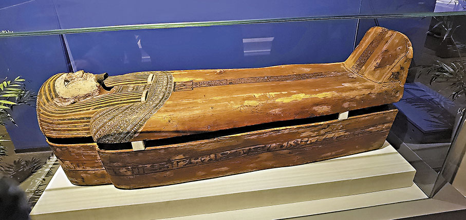 ◆木棺，古代埃及，第三中間期第25王朝—晚王國時期第26王朝（公元前747—前525年），意大利都靈埃及博物館藏
