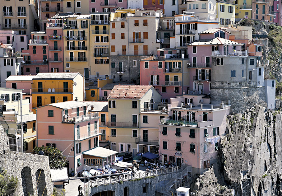 ◆ 馬納羅拉建築近景