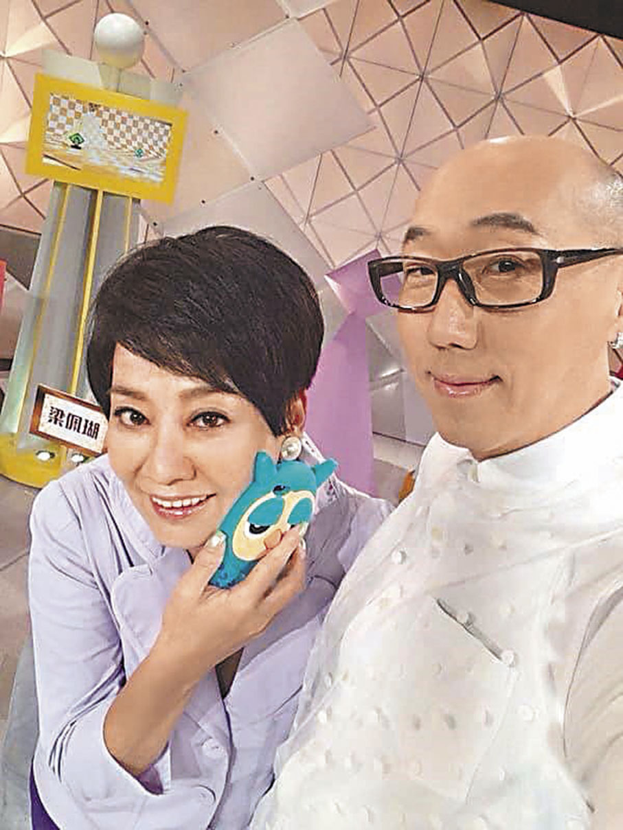 ◆ 鍾慧冰曾與張學潤在有線電視共事6年多。