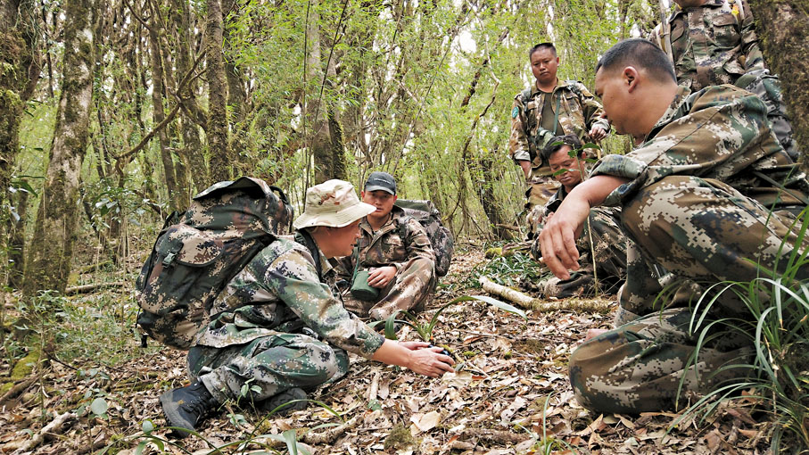 ◆高黎貢山自然保護區的巡護員們日常進山巡護。香港文匯報雲南傳真